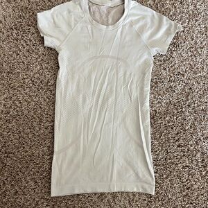 Lululemon shirt